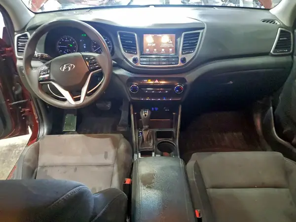KM8J33A49JU783940 2018 HYUNDAI TUCSON - Image 8