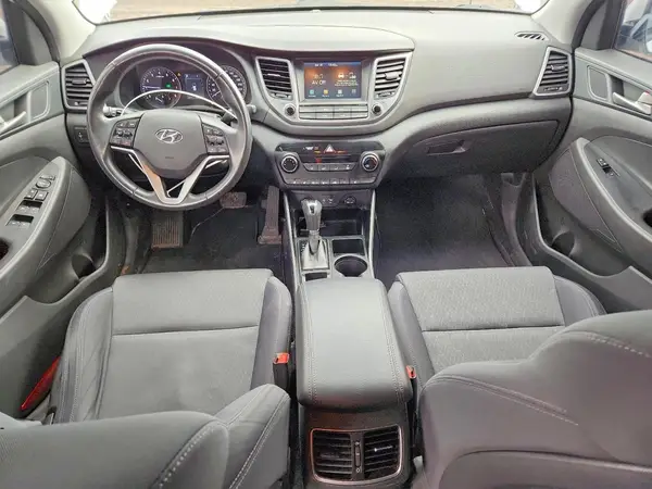 KM8J33A49JU793903 2018 HYUNDAI TUCSON - Image 8