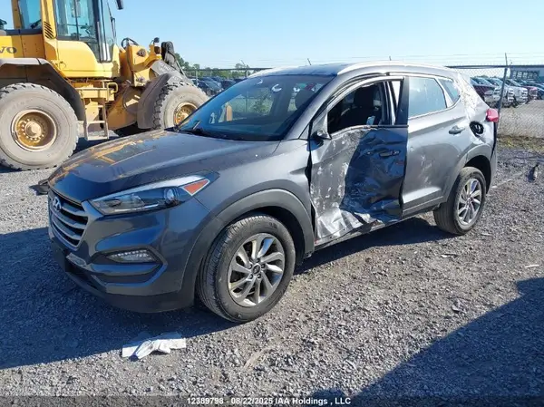 KM8J33A49JU798115 2018 HYUNDAI TUCSON - Image 2