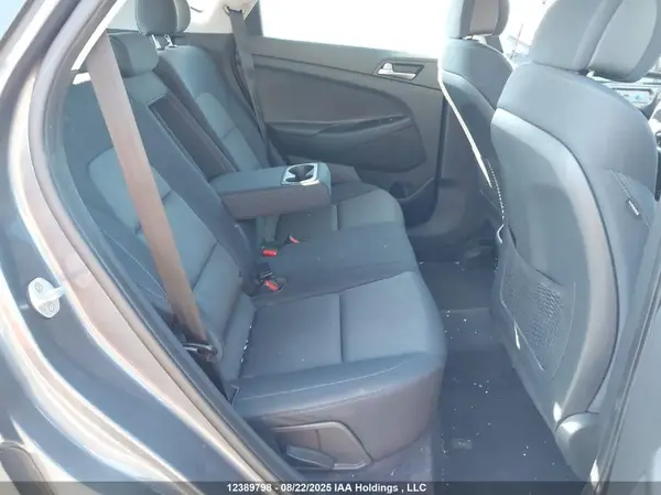 KM8J33A49JU798115 2018 HYUNDAI TUCSON - Image 8