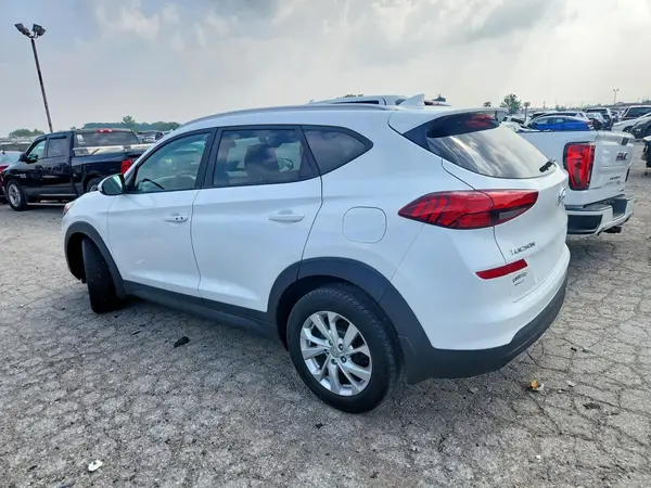KM8J33A49KU010628 2019 HYUNDAI TUCSON - Image 2