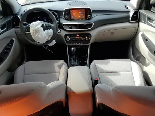 KM8J33A49KU017840 2019 HYUNDAI TUCSON - Image 8