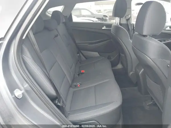 KM8J33A49KU071977 2019 HYUNDAI TUCSON - Image 8