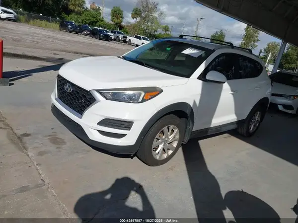 KM8J33A49KU874451 2019 HYUNDAI TUCSON - Image 2