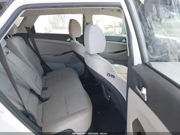 KM8J33A49KU874451 2019 HYUNDAI TUCSON - Image 8