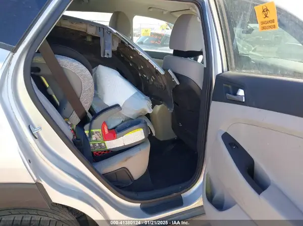 KM8J33A49KU928086 2019 HYUNDAI TUCSON - Image 8