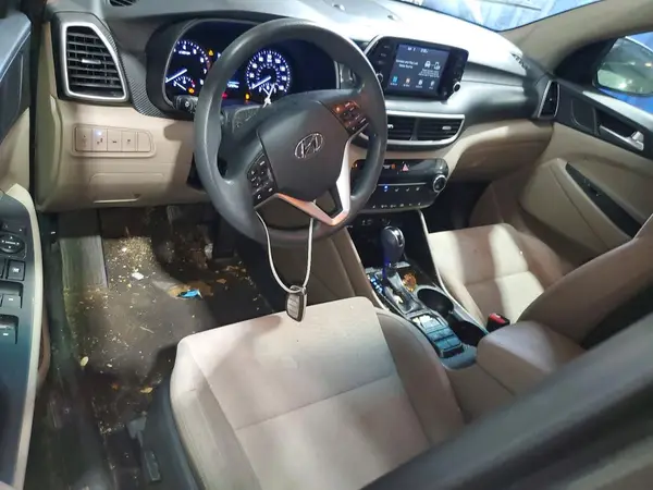 KM8J33A49KU950850 2019 HYUNDAI TUCSON - Image 8