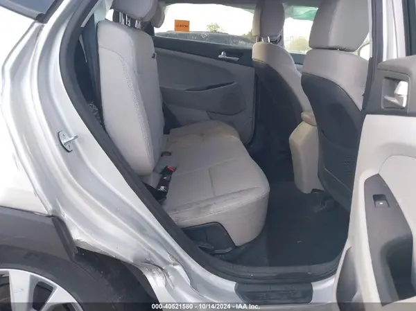KM8J33A49KU998607 2019 HYUNDAI TUCSON - Image 8