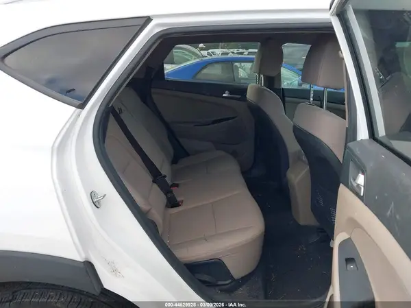 KM8J33A49LU125909 2020 HYUNDAI TUCSON - Image 8