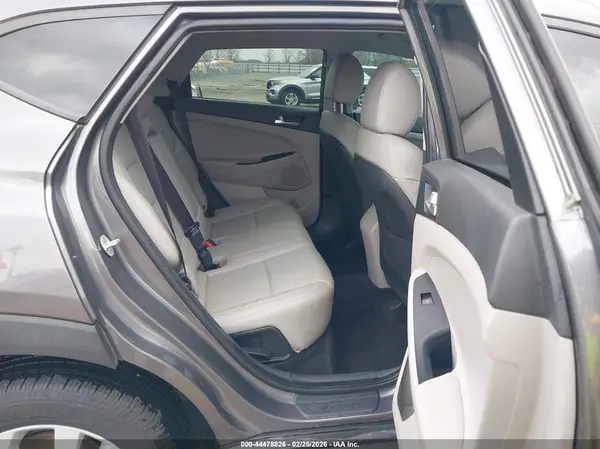 KM8J33A49LU141348 2020 HYUNDAI TUCSON - Image 8