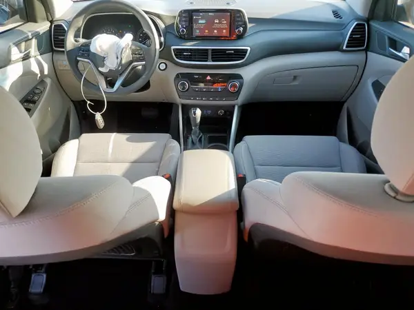 KM8J33A49LU142337 2020 HYUNDAI TUCSON - Image 8