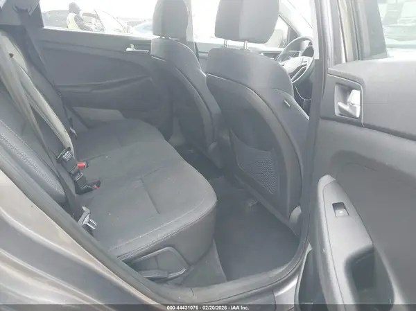 KM8J33A49LU277396 2020 HYUNDAI TUCSON - Image 8