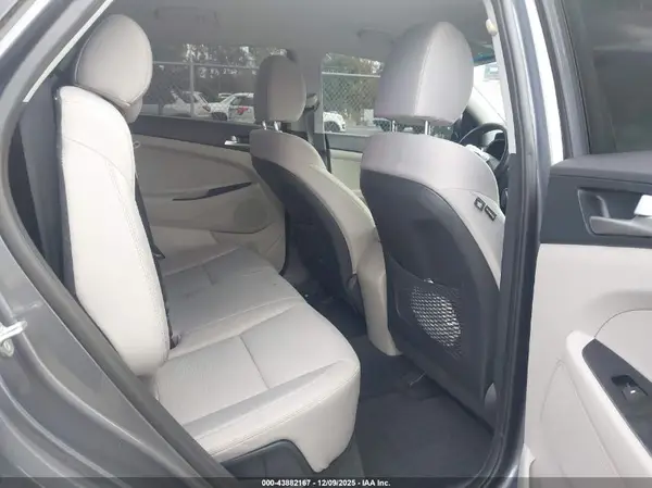 KM8J33A49MU286889 2021 HYUNDAI TUCSON - Image 8