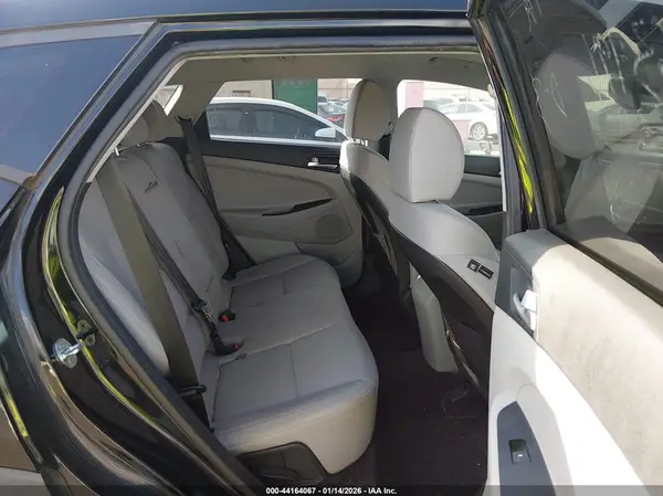 KM8J33A49MU391304 2021 HYUNDAI TUCSON - Image 8