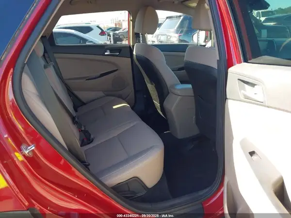 KM8J33A49MU394154 2021 HYUNDAI TUCSON - Image 8