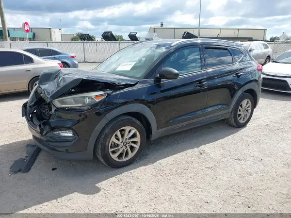 KM8J33A4XGU026134 2016 HYUNDAI TUCSON - Image 2
