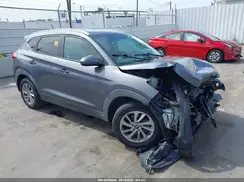 KM8J33A4XGU072482 2016 HYUNDAI TUCSON
