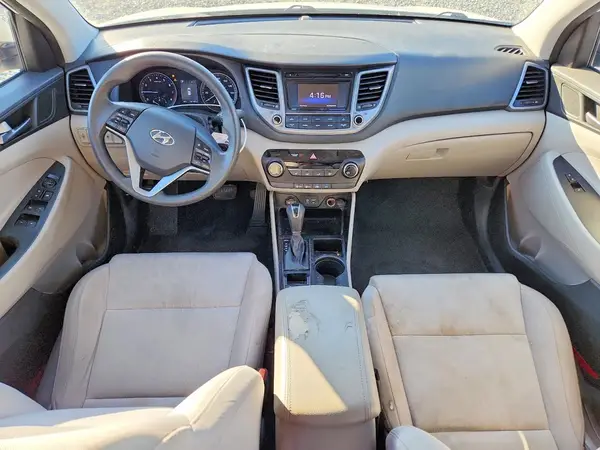 KM8J33A4XGU092151 2016 HYUNDAI TUCSON - Image 8