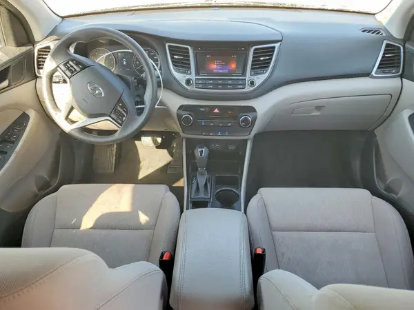 KM8J33A4XGU092893 2016 HYUNDAI TUCSON - Image 8