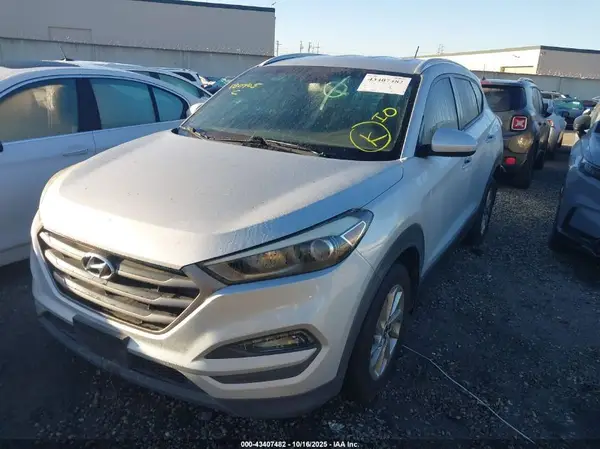 KM8J33A4XGU096569 2016 HYUNDAI TUCSON - Image 2