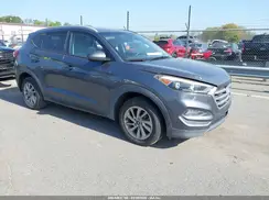 KM8J33A4XGU104668 2016 HYUNDAI TUCSON
