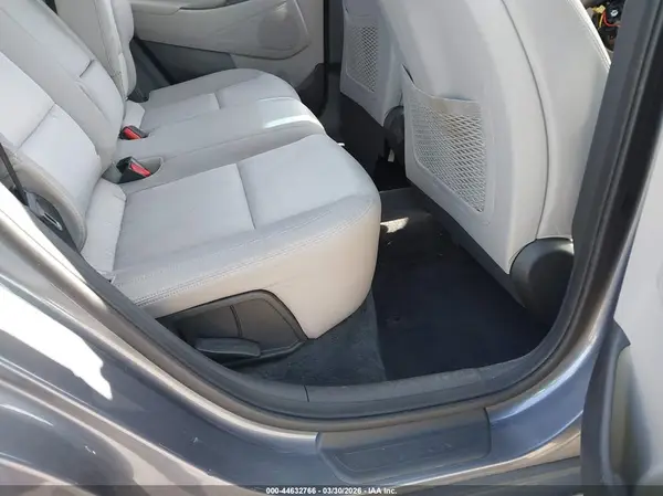 KM8J33A4XGU104668 2016 HYUNDAI TUCSON - Image 8