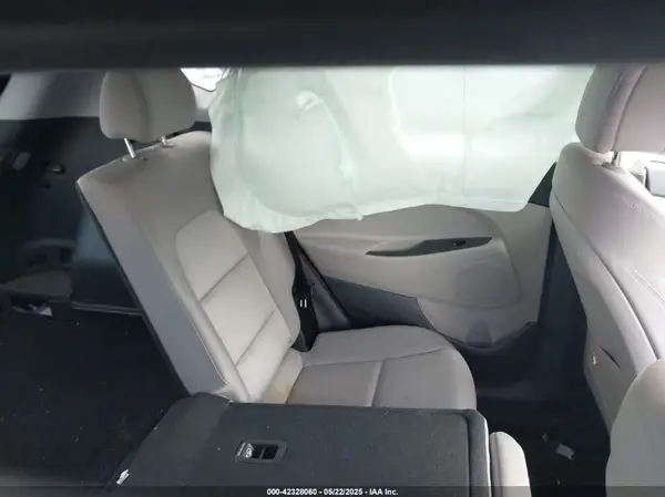 KM8J33A4XGU107098 2016 HYUNDAI TUCSON - Image 8
