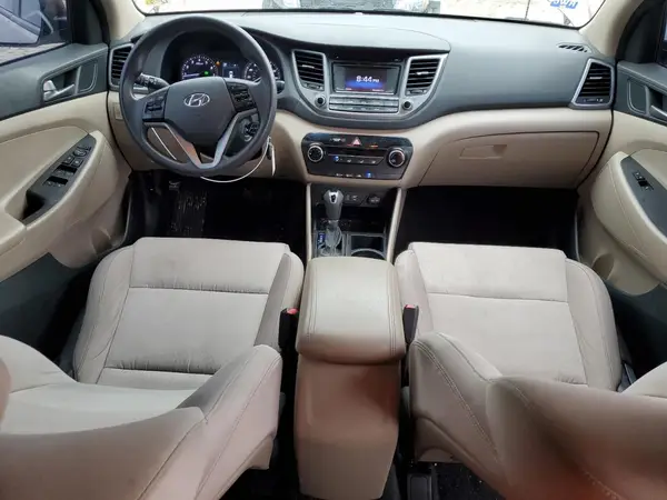 KM8J33A4XGU108865 2016 HYUNDAI TUCSON - Image 8