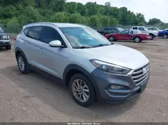 KM8J33A4XGU116805 2016 HYUNDAI TUCSON