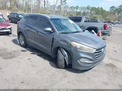 KM8J33A4XGU117548 2016 HYUNDAI TUCSON