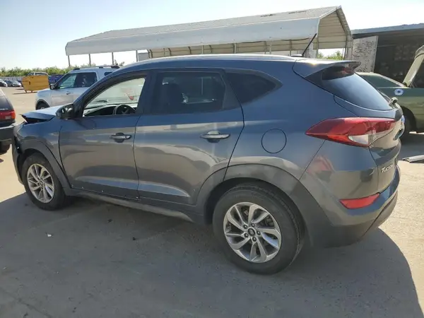KM8J33A4XGU117677 2016 HYUNDAI TUCSON - Image 2