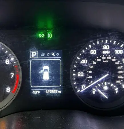 KM8J33A4XGU117842 2016 HYUNDAI TUCSON - Image 8