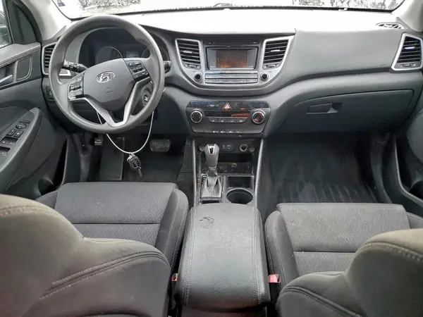 KM8J33A4XGU153918 2016 HYUNDAI TUCSON - Image 8