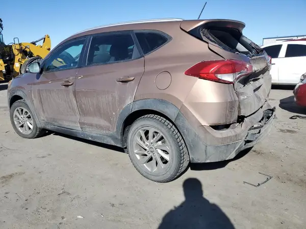 KM8J33A4XGU168807 2016 HYUNDAI TUCSON - Image 2