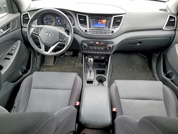 KM8J33A4XGU178804 2016 HYUNDAI TUCSON - Image 8