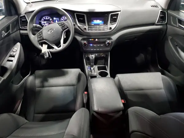 KM8J33A4XGU195781 2016 HYUNDAI TUCSON - Image 8