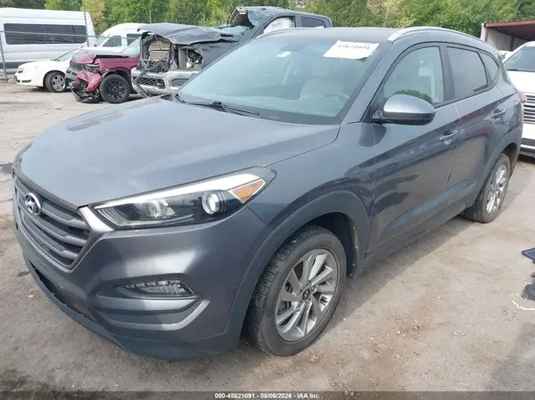 KM8J33A4XGU207251 2016 HYUNDAI TUCSON - Image 2