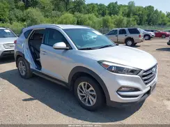 KM8J33A4XGU211381 2016 HYUNDAI TUCSON
