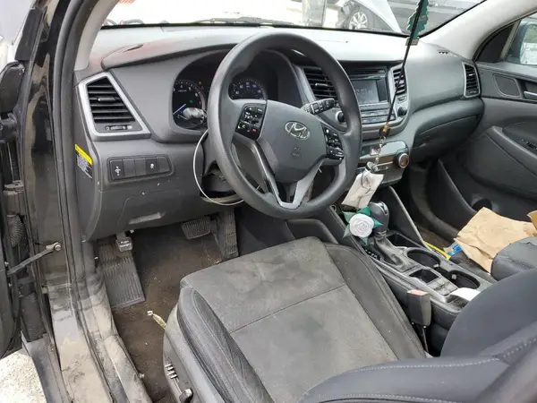 KM8J33A4XGU224096 2016 HYUNDAI TUCSON - Image 8