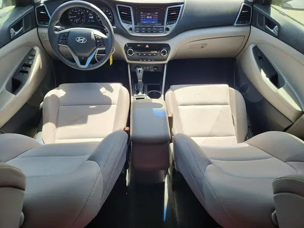 KM8J33A4XGU231470 2016 HYUNDAI TUCSON - Image 8