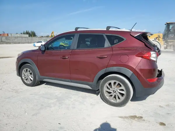 KM8J33A4XHU261540 2017 HYUNDAI TUCSON - Image 2