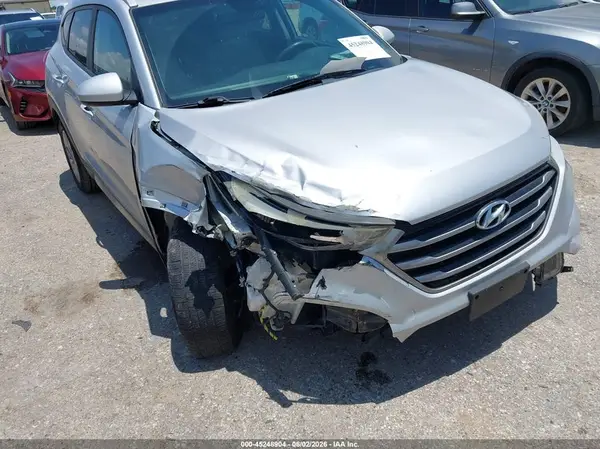 KM8J33A4XHU263191 2017 HYUNDAI TUCSON - Image 1