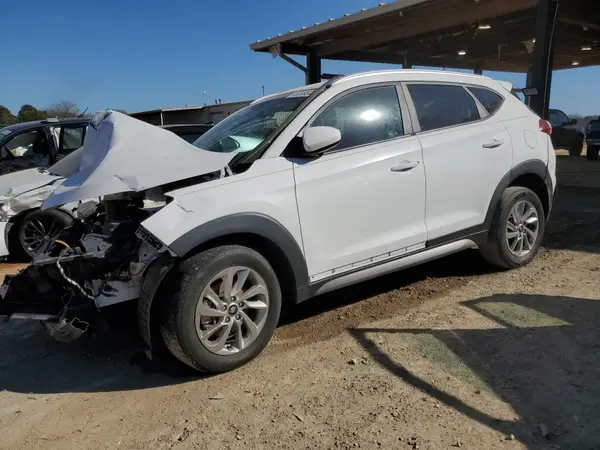 KM8J33A4XHU267760 2017 HYUNDAI TUCSON - Image 1