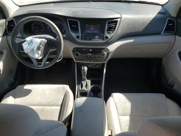 KM8J33A4XHU279908 2017 HYUNDAI TUCSON - Image 8