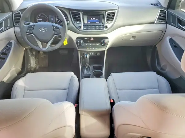 KM8J33A4XHU279956 2017 HYUNDAI TUCSON - Image 8