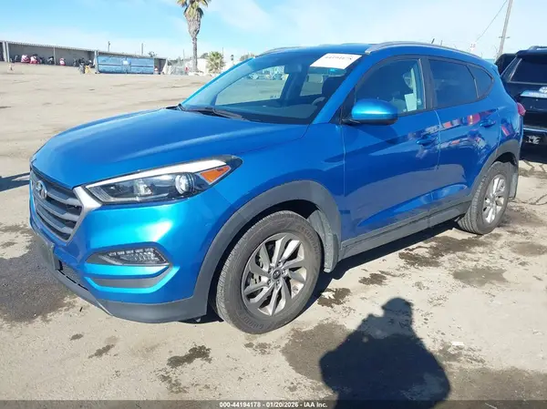 KM8J33A4XHU293078 2017 HYUNDAI TUCSON - Image 2