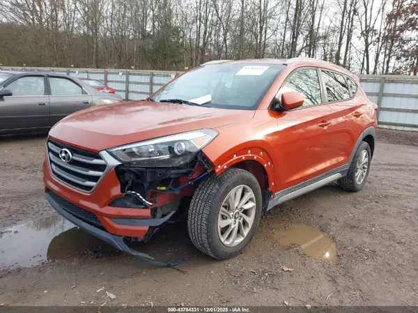 KM8J33A4XHU295252 2017 HYUNDAI TUCSON - Image 2