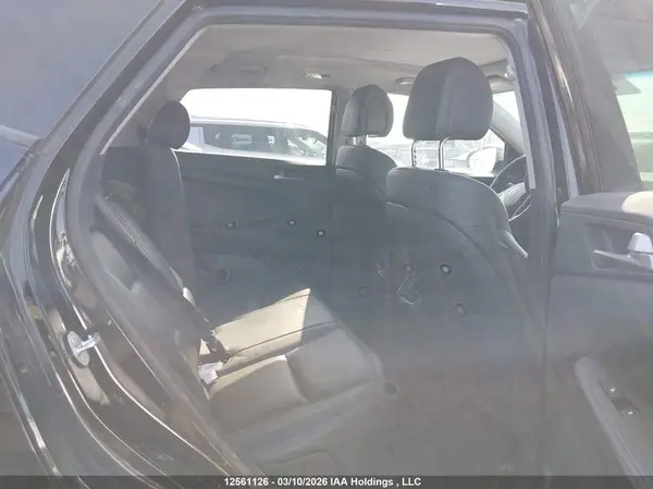 KM8J33A4XHU306217 2017 HYUNDAI TUCSON - Image 8