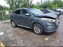 KM8J33A4XHU392404 2017 HYUNDAI TUCSON