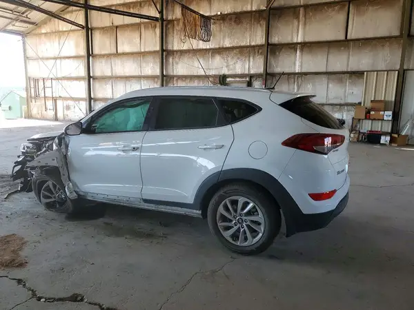 KM8J33A4XHU437891 2017 HYUNDAI TUCSON - Image 2